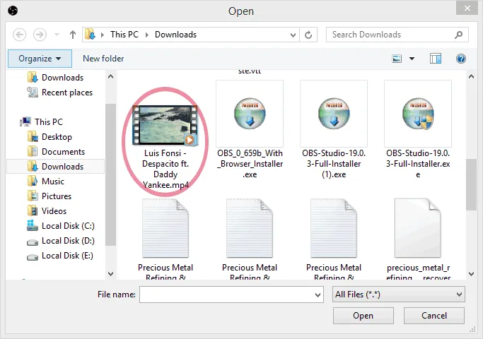 Chọn video từ máy tính để phát trực tiếp lên Facebook Live