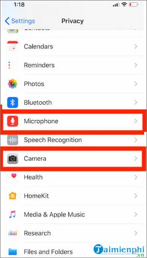 iPhone Settings, Privacy menu, Facebook toggle for Camera, showing the activated toggle.