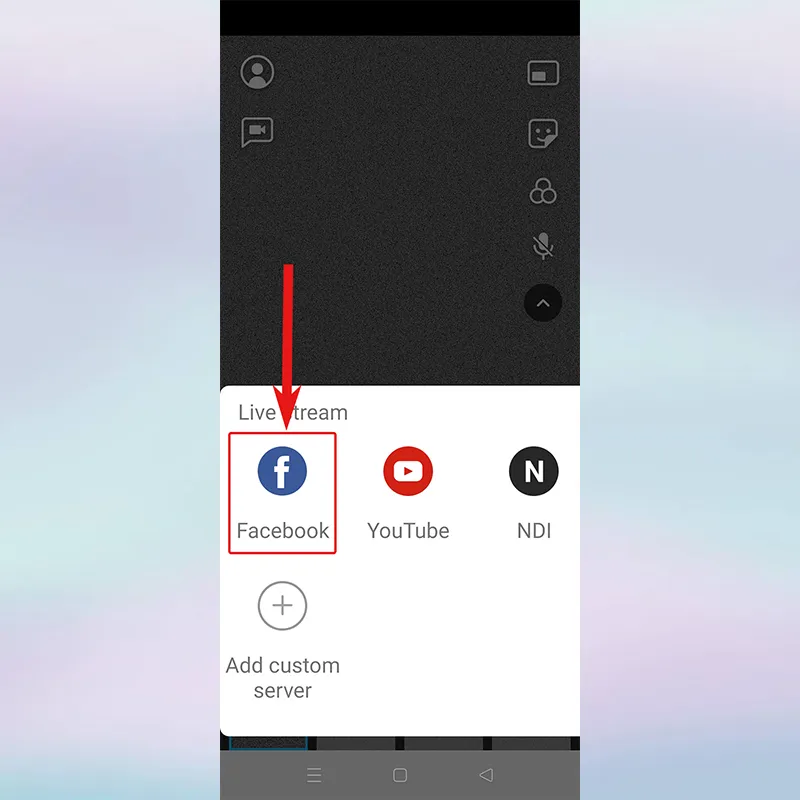Lựa chọn nền tảng Facebook để live stream thông qua ứng dụng ManyCam, mở rộng khả năng phát sóng trực tiếp từ điện thoại.