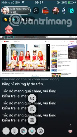 Màn hình điện thoại hiển thị các tùy chỉnh giao diện màn hình live stream, giúp người dùng cá nhân hóa trải nghiệm phát sóng