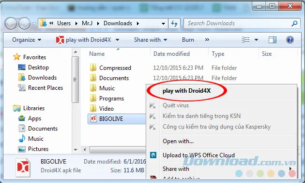 Menu chuột phải trên file APK của Bigo Live với tùy chọn "Play with Droid4X" để cài đặt trên giả lập