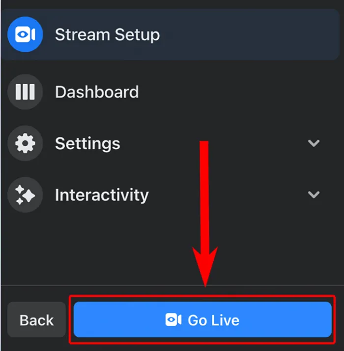 Nút "Go Live" màu xanh trên giao diện Facebook, sau khi đã hoàn tất các cài đặt, chỉ cần nhấn để bắt đầu buổi live stream PC bằng điện thoại.