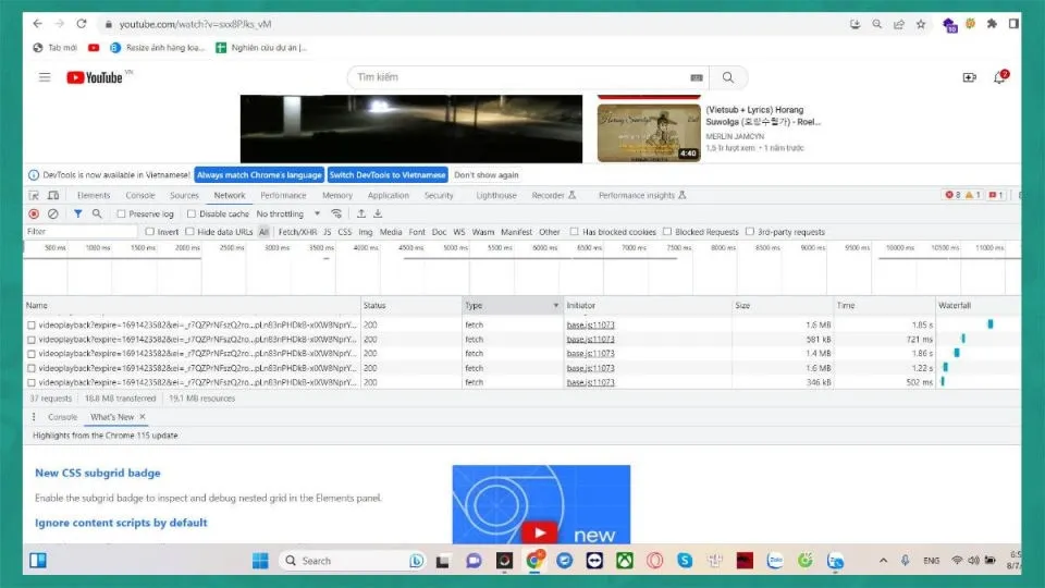 Tab Network trong DevTools hiển thị các tài nguyên mạng, giúp xác định file video để tải từ PhimHD.Net