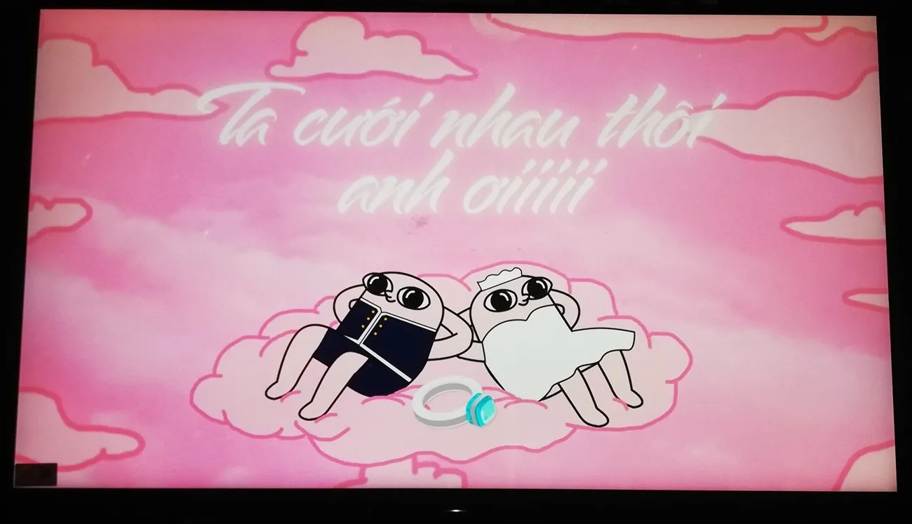 Thưởng thức video YouTube trên màn hình lớn sau khi tải video lên TV thành công