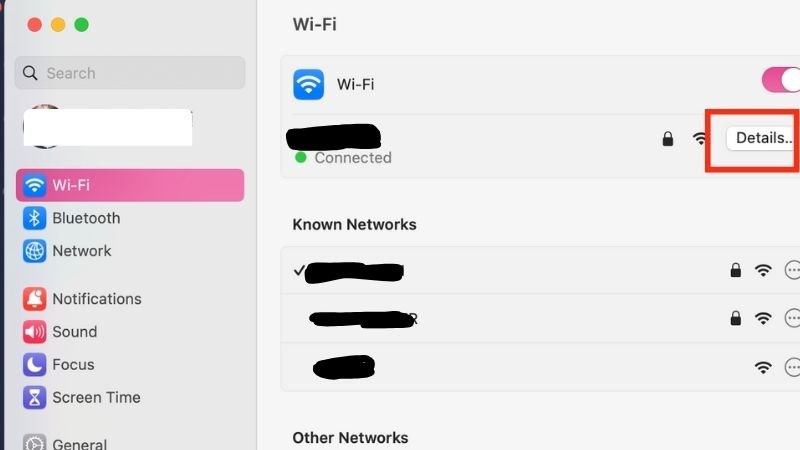 Chọn Wi-Fi và nhấn Advanced (Nâng cao) để vào cấu hình chi tiết