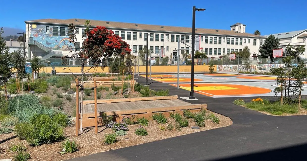 cách chuyển facebook sang tiếng anh: Hướng Dẫn Chi Tiết A-Z Trên Mọi Nền Tảng (PC, iOS, Android)