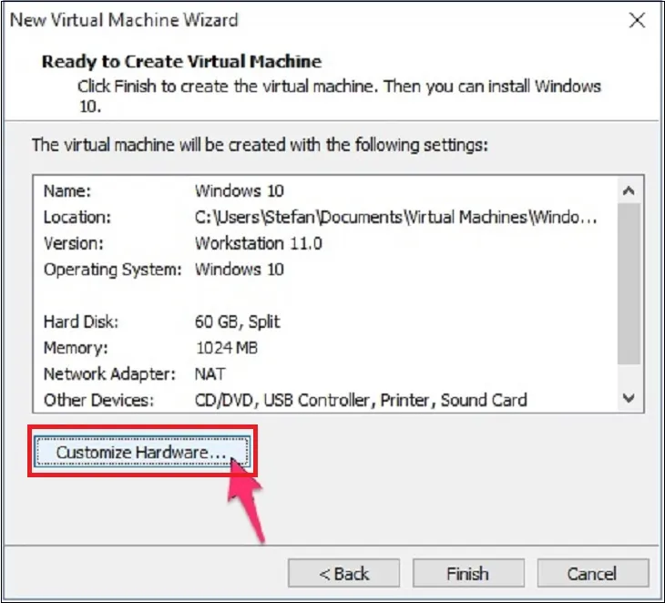 Bấm Customize the hardware để điều chỉnh cấu hình phần cứng ảo như RAM và CPU
