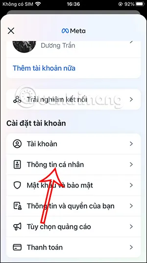 Chọn Thông tin cá nhân trong Trung tâm tài khoản Facebook