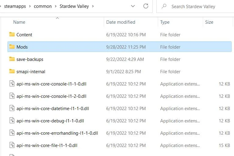 Cửa sổ File Explorer đang mở thư mục gốc của game Stardew Valley, làm nổi bật thư mục Mods