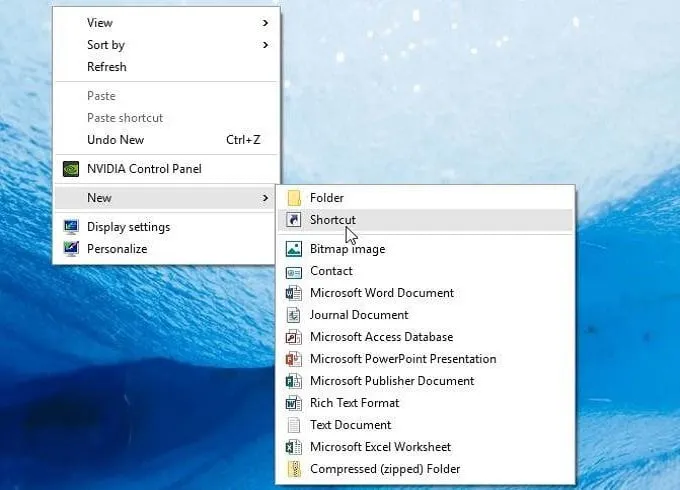 Dùng công cụ tạo phím tắt nhanh bằng cách chọn New > Shortcut.