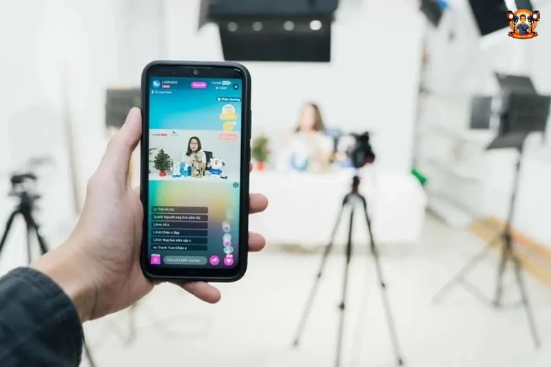 Giao diện phần mềm quản lý livestream OBS hoặc Streamlabs giúp điều khiển buổi phát sóng bán giày dép