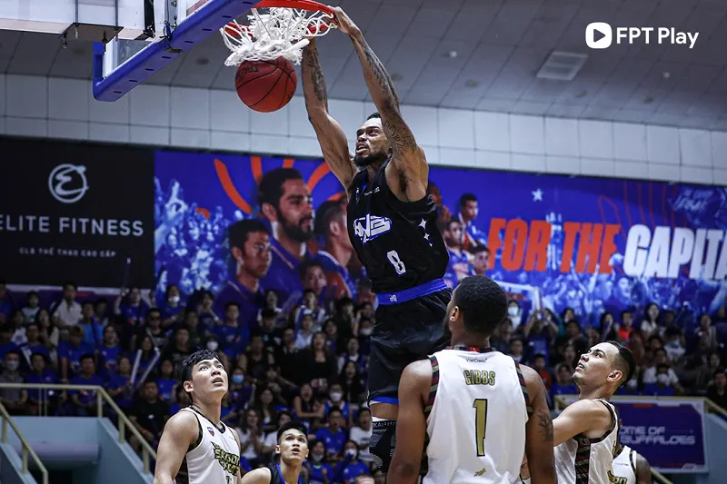 Giao diện xem trực tiếp thể thao trên FPT Play, một lợi ích khi sử dụng ứng dụng.