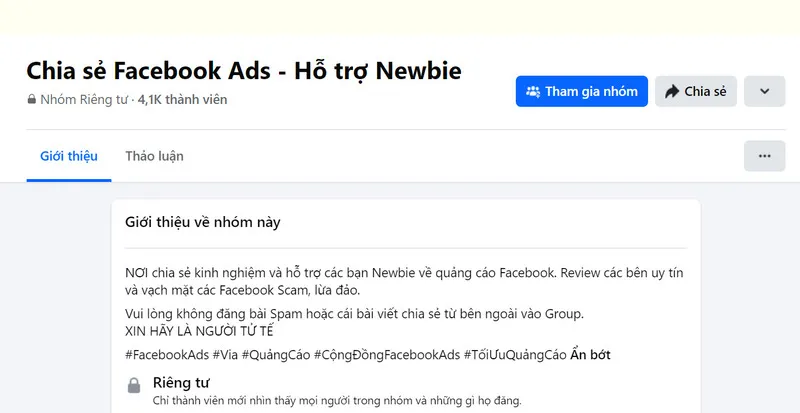 Hình ảnh giao diện hiển thị các tùy chọn thẻ tag và cài đặt liên quan đến chủ đề nhóm Facebook