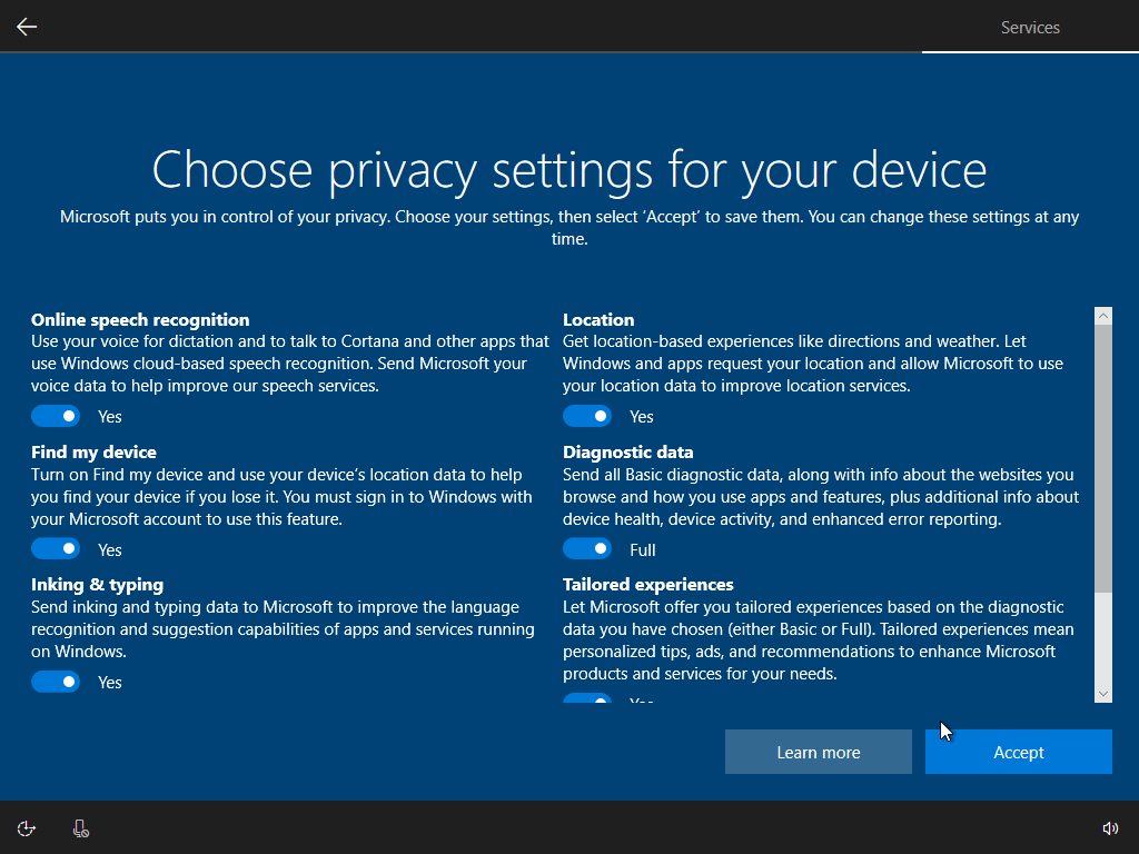 Nhấn Accept để chấp nhận hoặc từ chối sử dụng Cortana sau khi cài đặt win 10