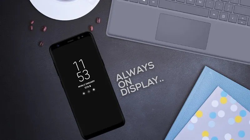 Màn hình điện thoại Samsung với tính năng Always On Display (AOD) đang bật