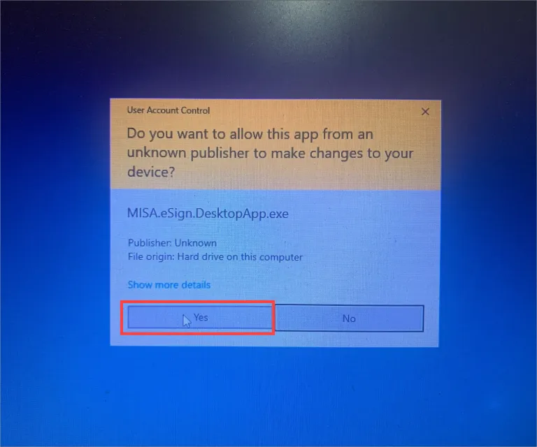 Màn hình yêu cầu chấp nhận cài đặt ứng dụng lên máy tính