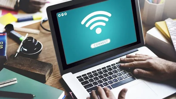 Sóng Wi-Fi trên laptop minh họa quá trình lựa chọn gói cước phù hợp với nhu cầu