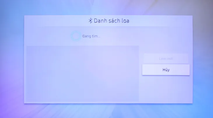 Tivi Samsung liệt kê tên các thiết bị âm thanh Bluetooth có thể kết nối ở gần