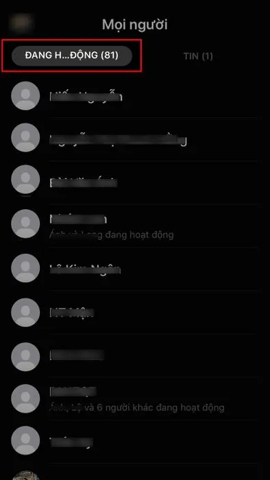 Trong mục ĐANG HOẠT ĐỘNG, danh sách bạn bè đang online trên Facebook sẽ được hiển thị