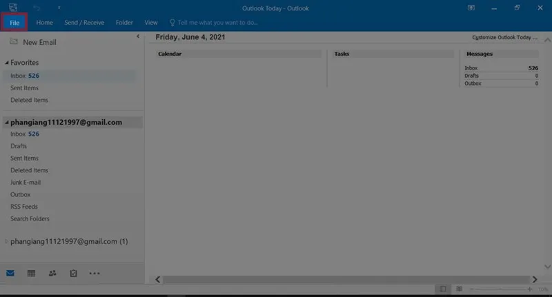 Truy cập mục File trong Outlook 2016 để cài đặt mail công ty cho người dùng đã có sẵn tài khoản