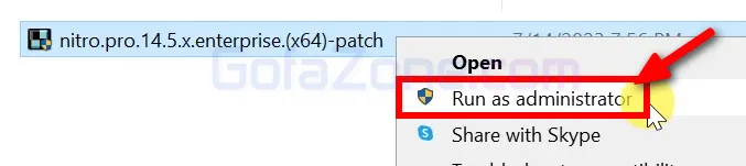 Tùy chọn menu ngữ cảnh xuất hiện sau khi nhấp chuột phải vào file kích hoạt, với lựa chọn 'Run as administrator' được tô sáng
