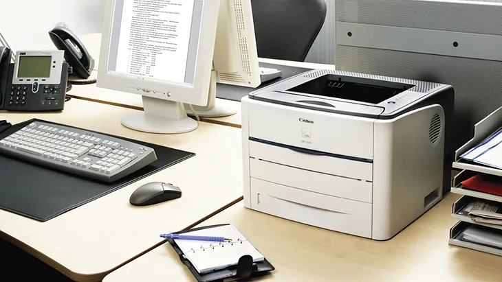 Vị trí đặt máy in cần bằng phẳng và thông thoáng để đảm bảo hoạt động ổn định