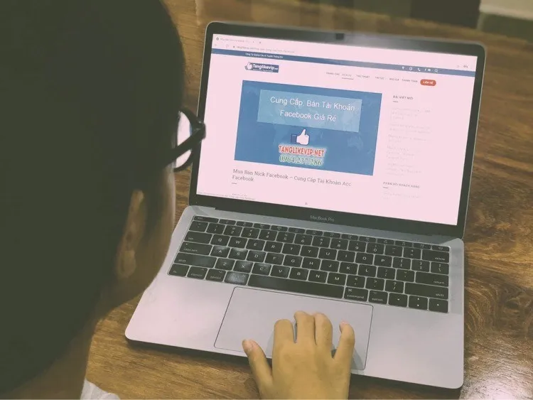 Cách Truy Tìm Facebook Ảo Nặc Danh: Chiến Lược Toàn Diện Từ Điều Tra Thủ Công đến Giải Pháp Pháp Lý